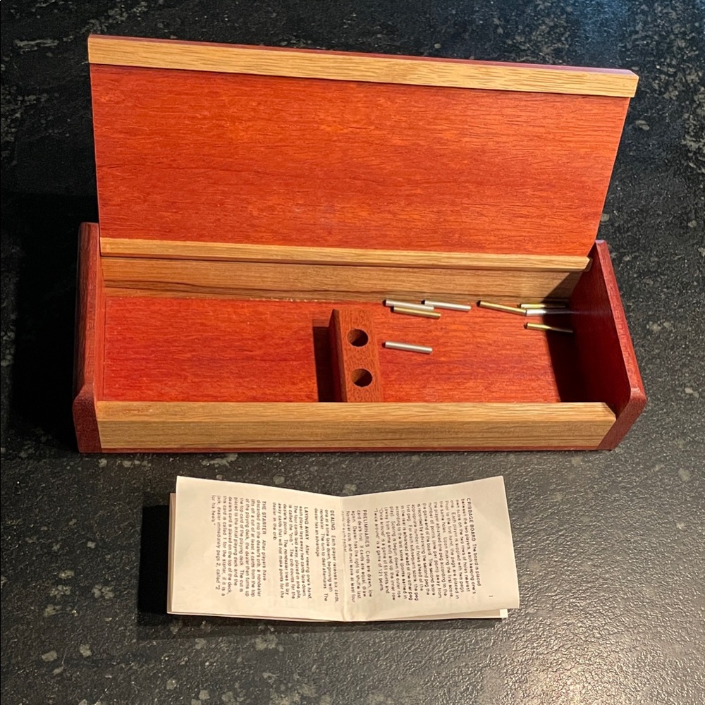 Beautiful Vintage Wooden Cribbage Board Game and Box - Picture 2 of 7